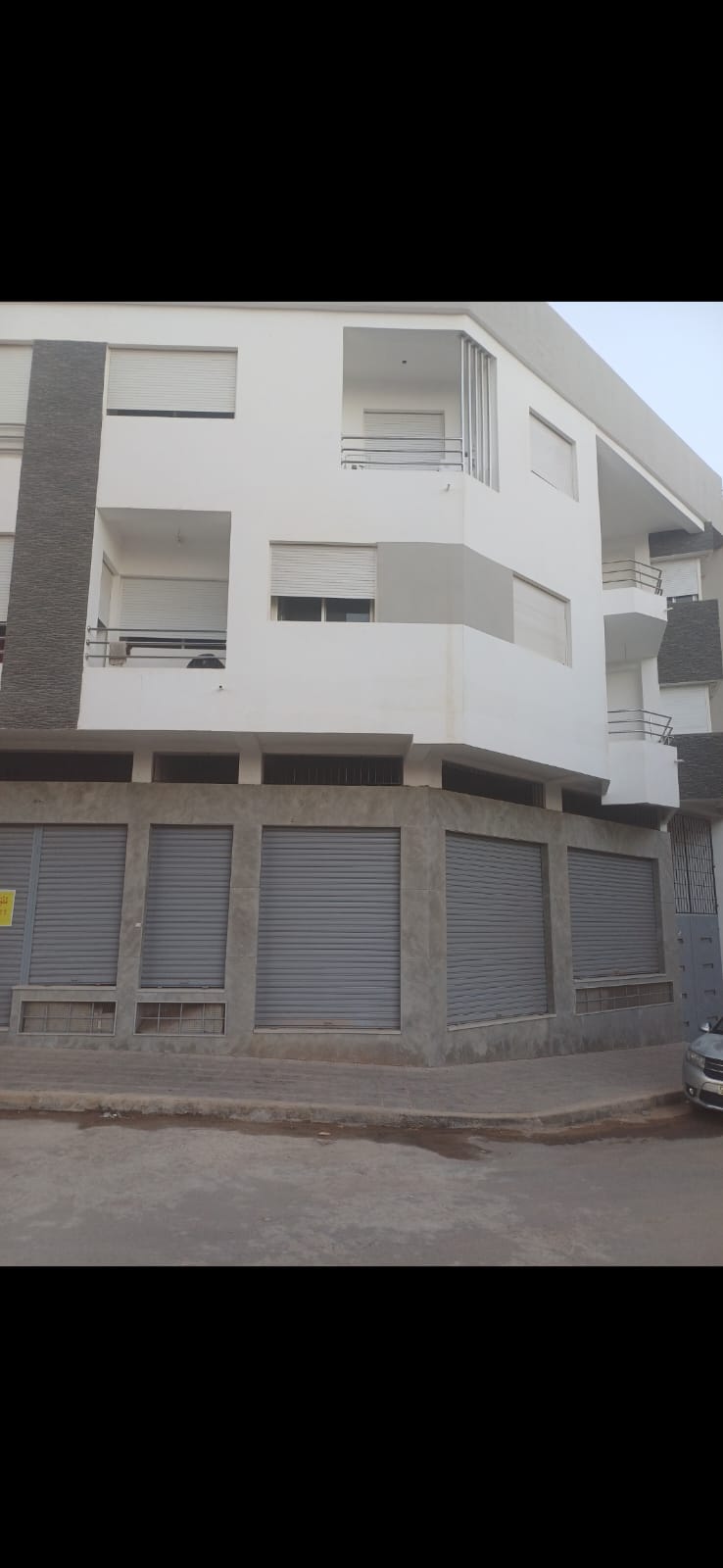 3 locaux commerciaux à louer – 36 à 40 m² – Finition premium - photo 2