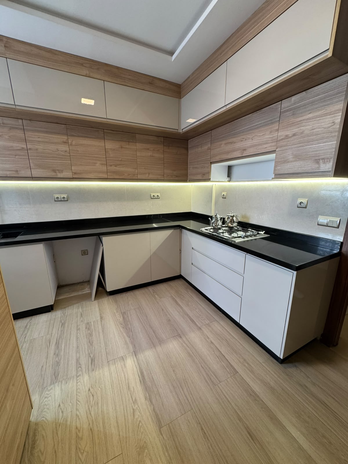 À VENDRE – Appartement meublé 123 m² à Rabat face à la mer - 360 Annonces - photo 13