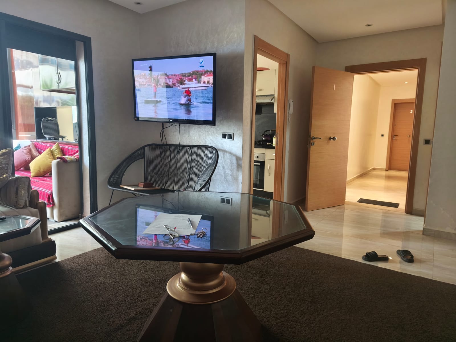 Appartement à Louer à La Mansouria avec Vue sur Piscine et Jardin Privé - photo 6