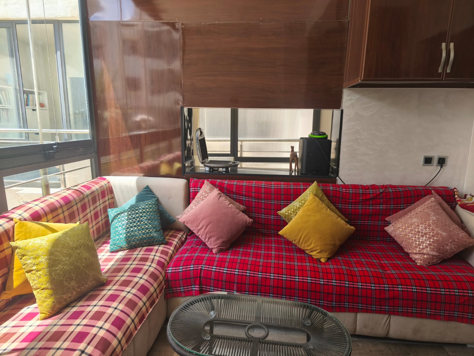 Appartement à Louer à La Mansouria avec Vue sur Piscine et Jardin Privé - photo 8