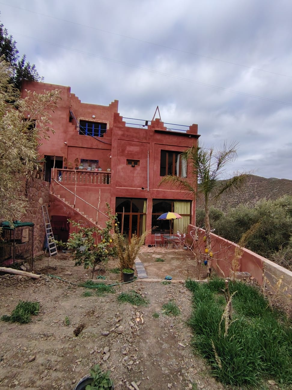 Maison d'Hôte à Vendre à Aghbalou Ourika – Vue Panoramique sur les Montagnes - photo 9