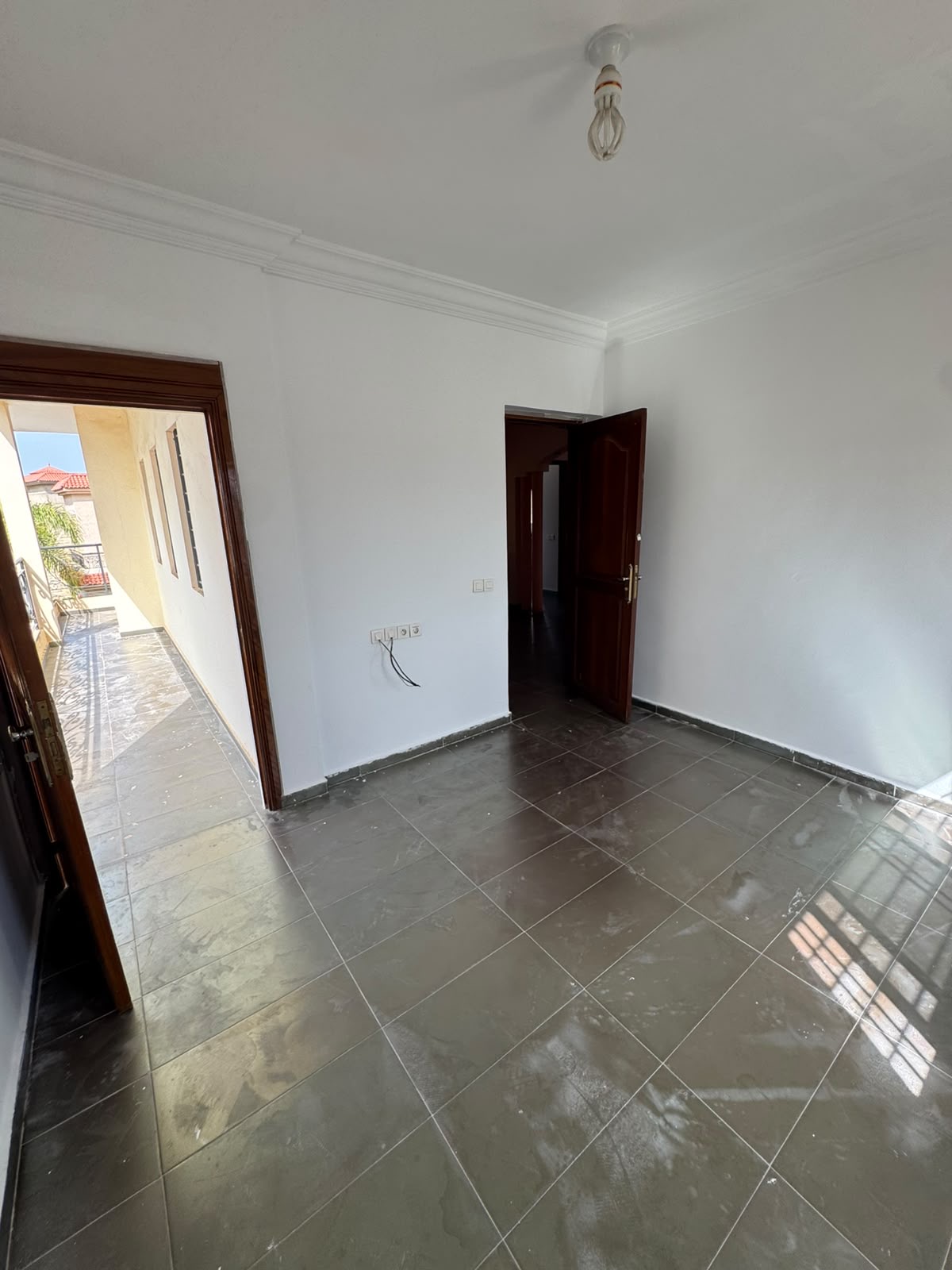 Villa à louer à Hay Nahda Rabat – 1000 m² avec jardin et vue dégagée - photo 10