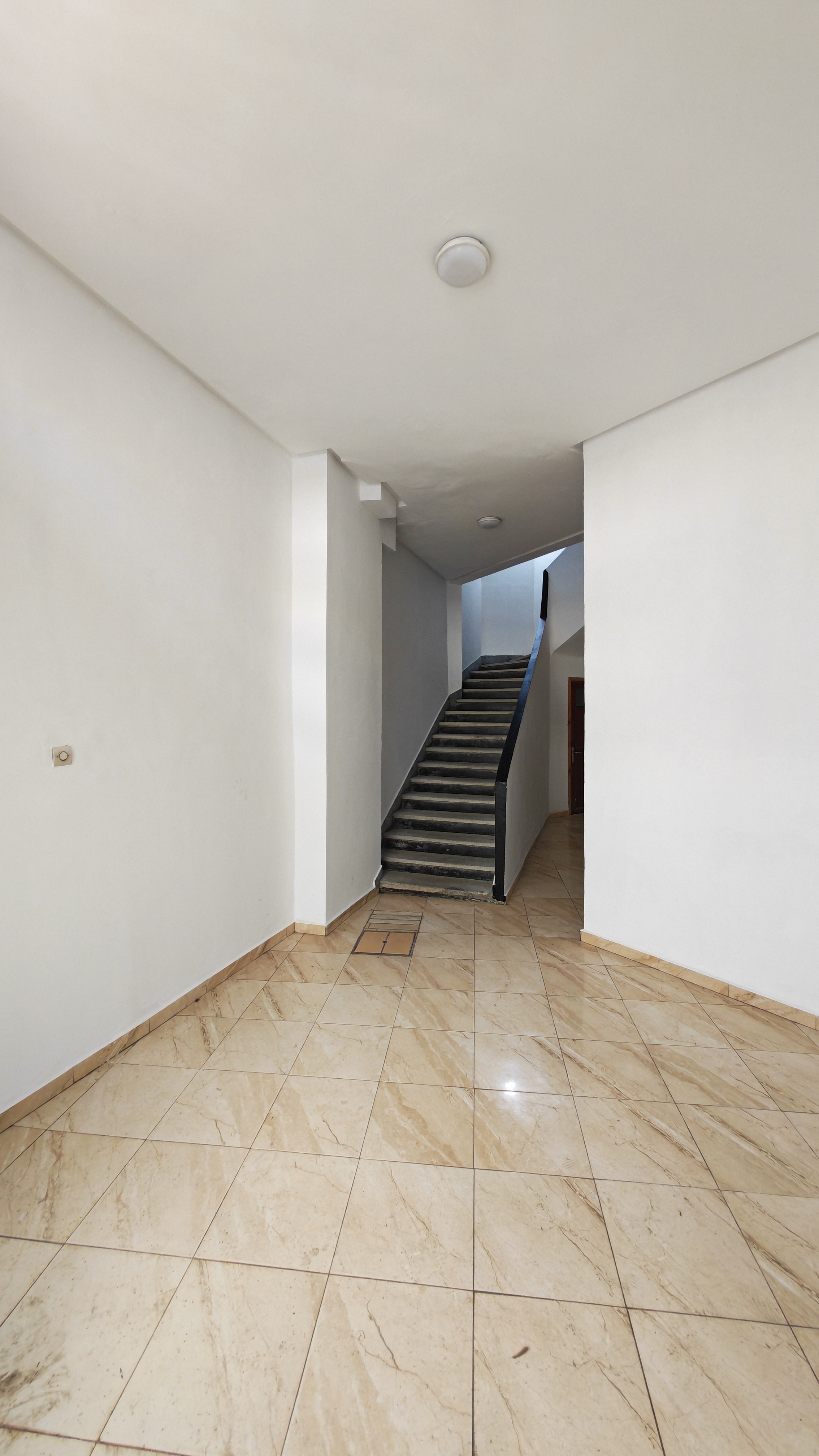 Appartement Bd d'Anfa 99m² terrasse 49m² rénové 1er étage - photo 4
