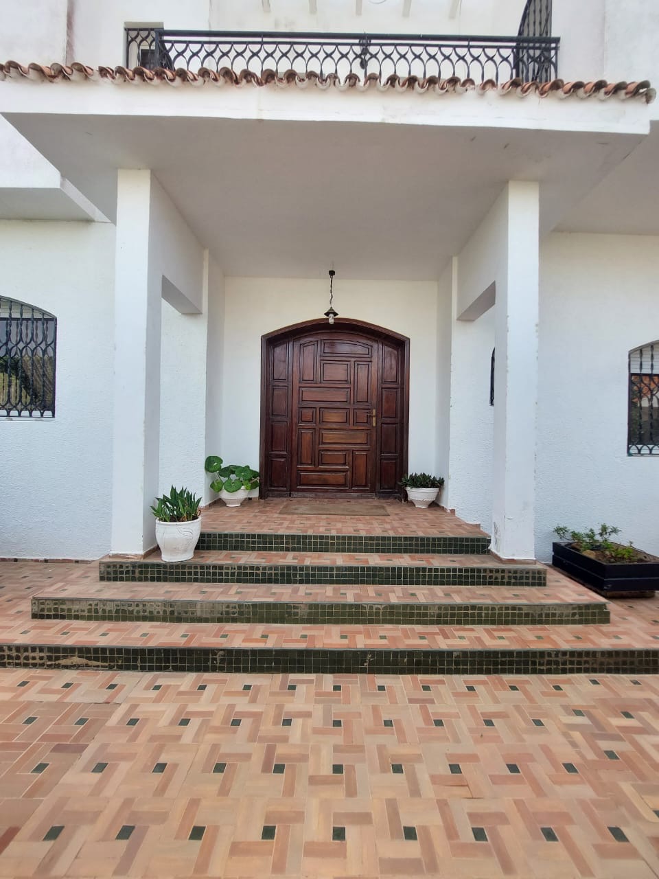 À LOUER – VILLA SPACIEUSE À 20 M DE LA MER - photo 2