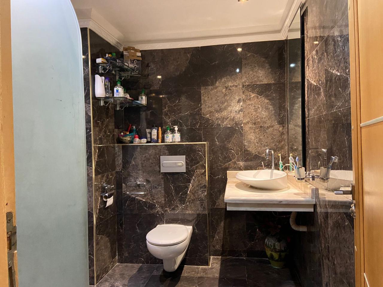 Grand appartement à petit prix - photo 15
