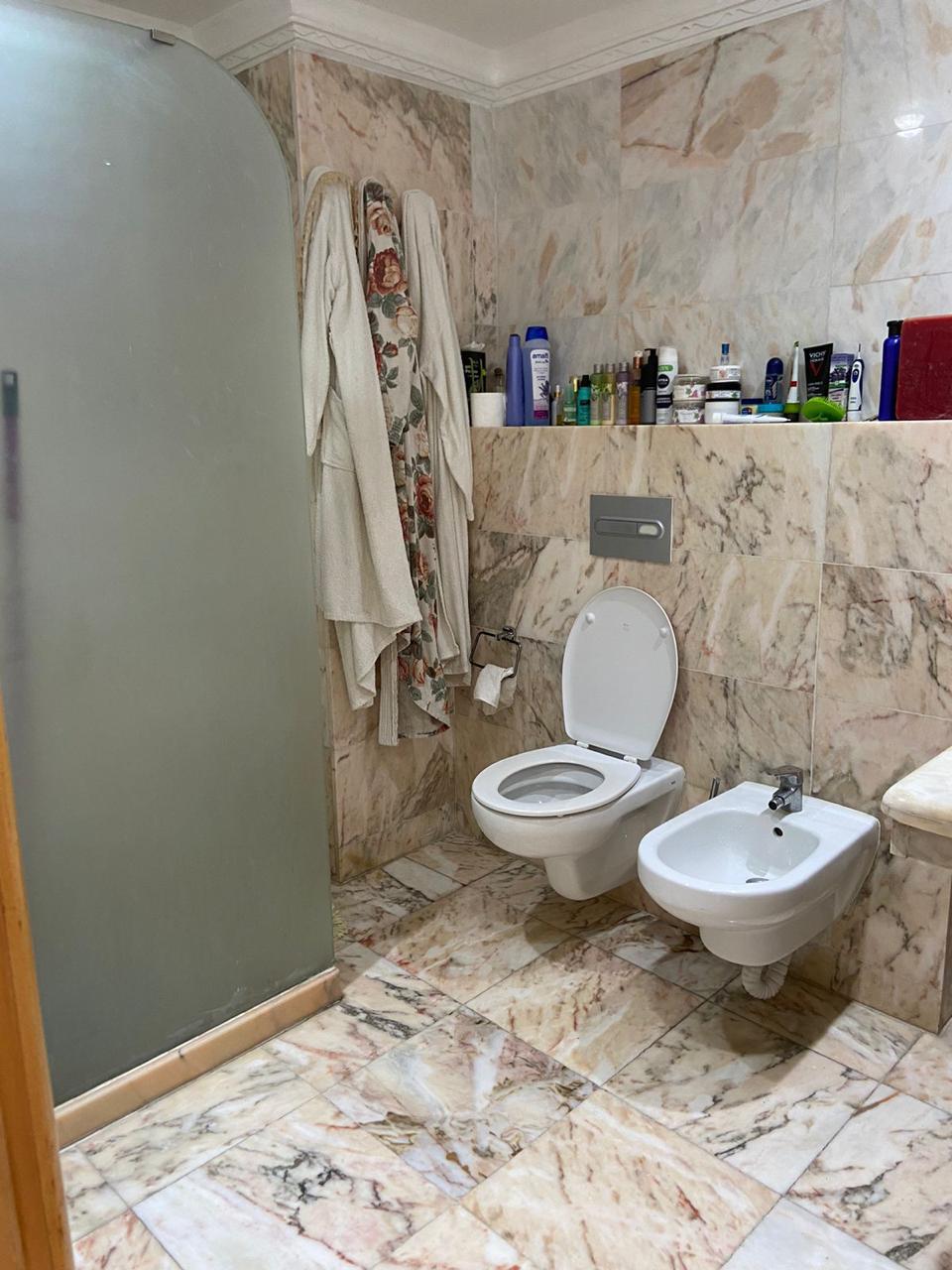 Grand appartement à petit prix - photo 13