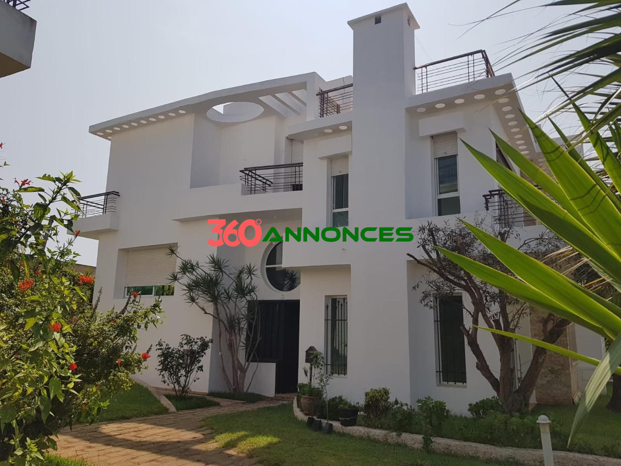 🌟 Superb villa 3 facades in Haroura 🏖️ | 4 bedrooms 🛏️ | 2 living rooms 🛋️ | 3 bathrooms 🚿